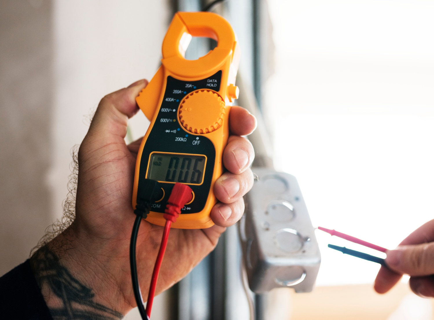 Pomiary elektryczne w domu Opole, Przegląd instalacji elektrycznych